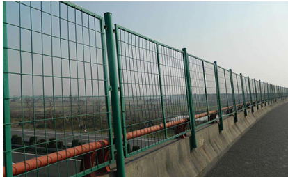 雁江区道路护栏双边丝护栏网 - 排名